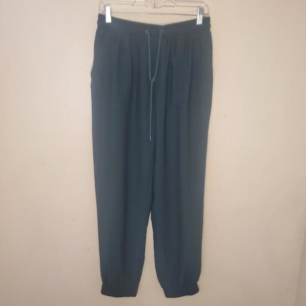 NEW! BCBGeneration - Green Elastic Drawstring Waist 2 Slant Pockets Jogger Sz M
